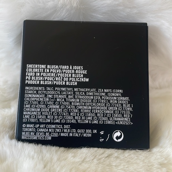 - 🎉🎉HP🎉🎉MAC Cosmetics Sheertone Blush in PINCH ME - Picture 2 of 2